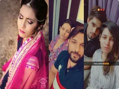 Sexy indian slim cute girl hard fingering xxx video