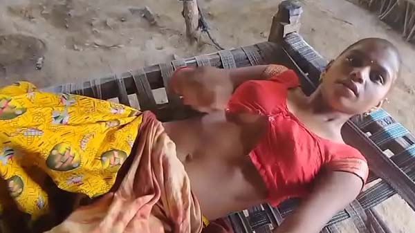 Desi village bhabhi apne lover ke sang nangi chudai ki mms video